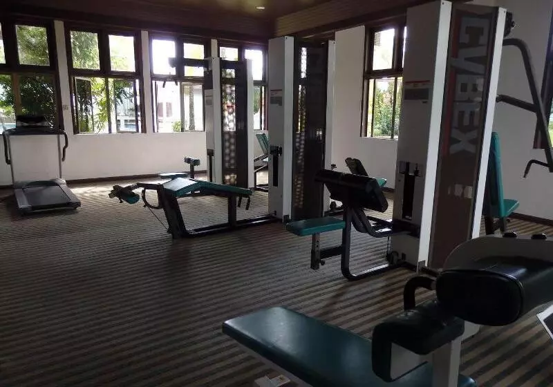 Hotelli Kukup Golf Resort