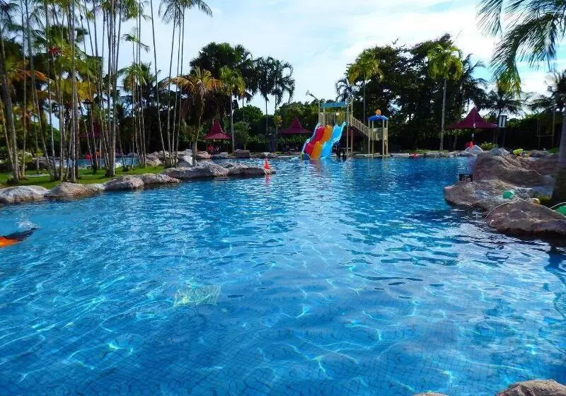 Hotelli Kukup Golf Resort