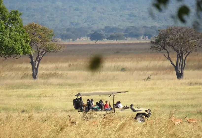 Hotelli Mikumi Wildlife Camp