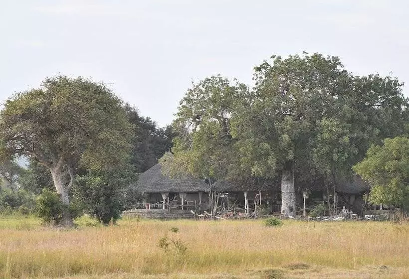 Hotelli Mikumi Wildlife Camp