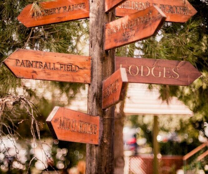 هتل Mountain Breeze Resort