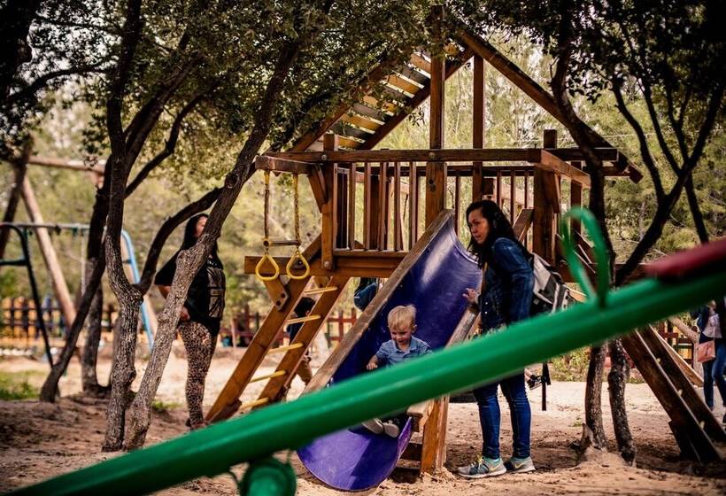 هتل Mountain Breeze Resort