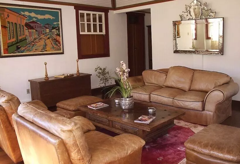 Hotelli Pousada Padre Toledo