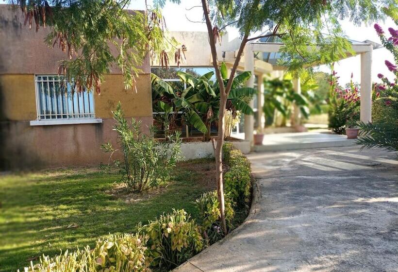 هتل Royal Malango