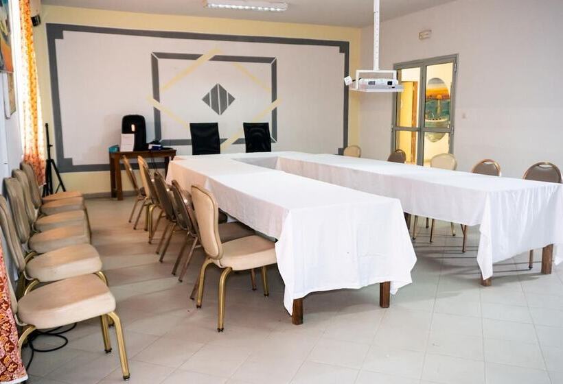 هتل Royal Malango