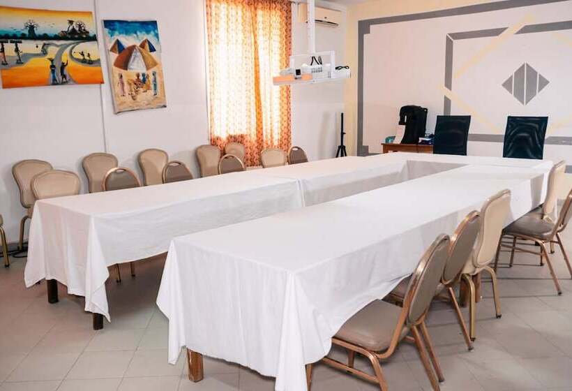 هتل Royal Malango