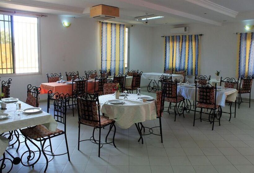 هتل Royal Malango