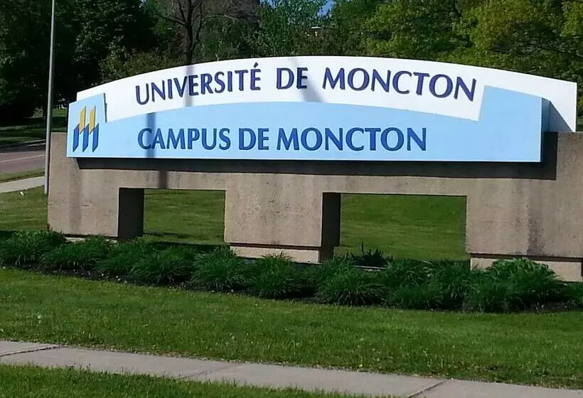 Hotelli Université De Moncton