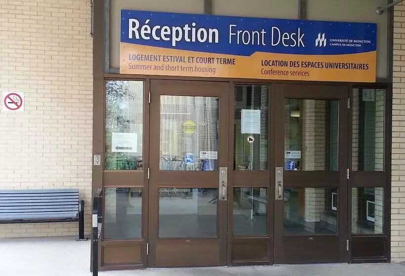 Hotelli Université De Moncton