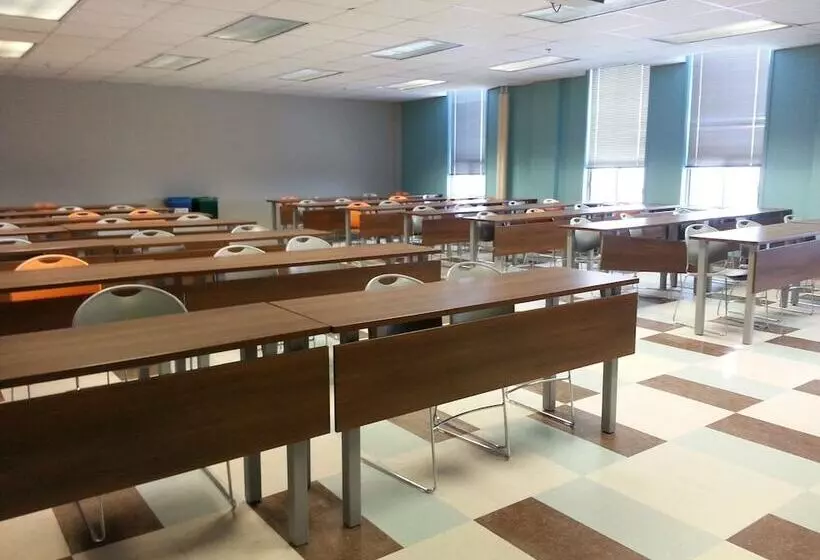 Hotelli Université De Moncton