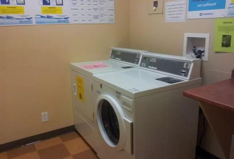 Hotelli Université De Moncton