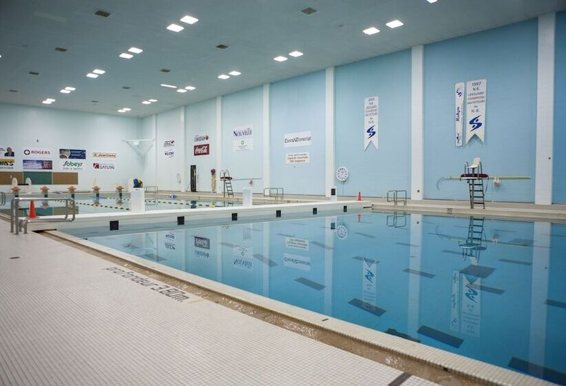 Отель Université De Moncton