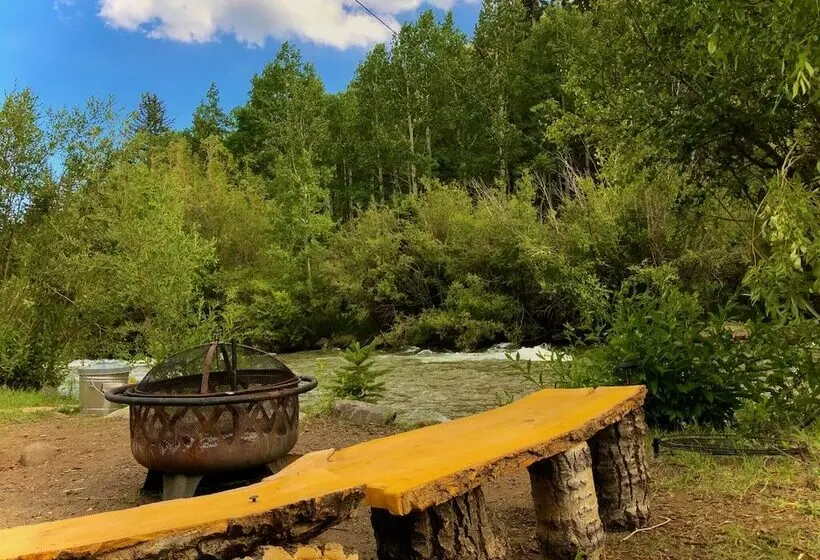 Motelli Kenosha Lodge