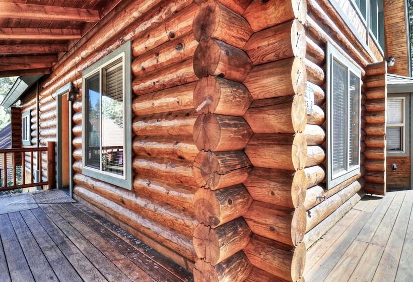 No 16 Pine Lodge Outdoor Spa