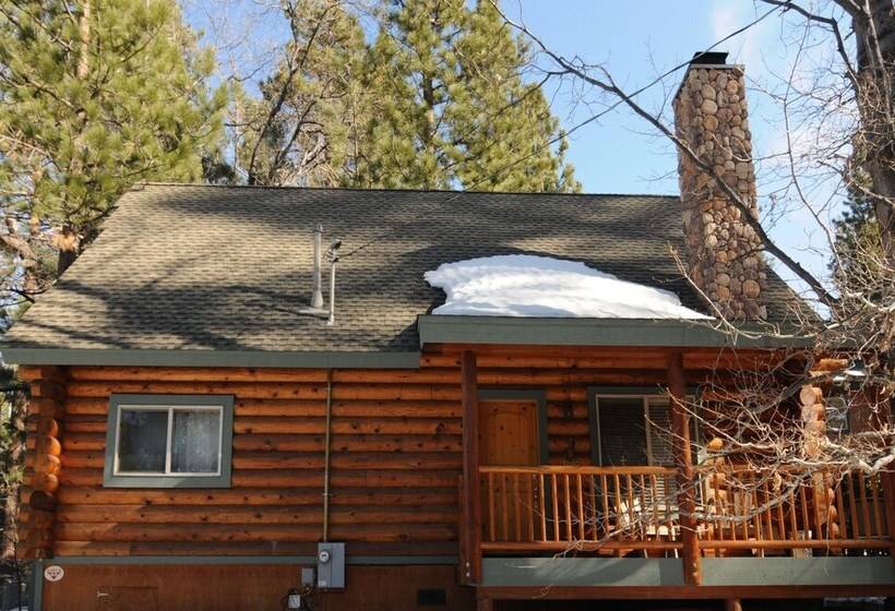 No 16 Pine Lodge Outdoor Spa