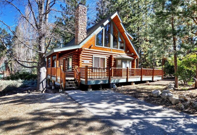 No 16 Pine Lodge Outdoor Spa