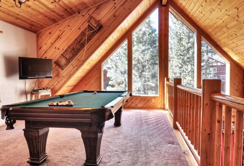 No 16 Pine Lodge Outdoor Spa