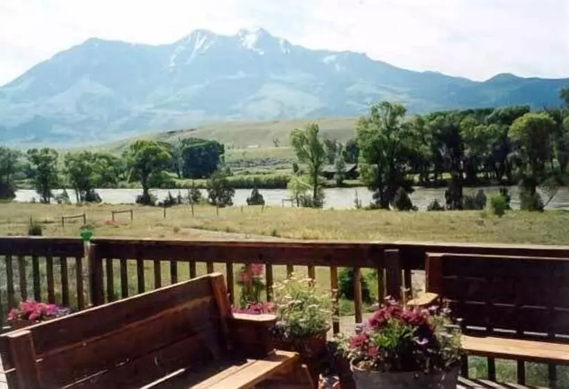 Paradise Gateway B&b And Vacation Homes