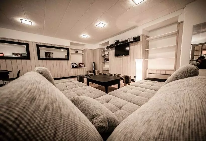 ペンション Auberge Du Mont Blanc