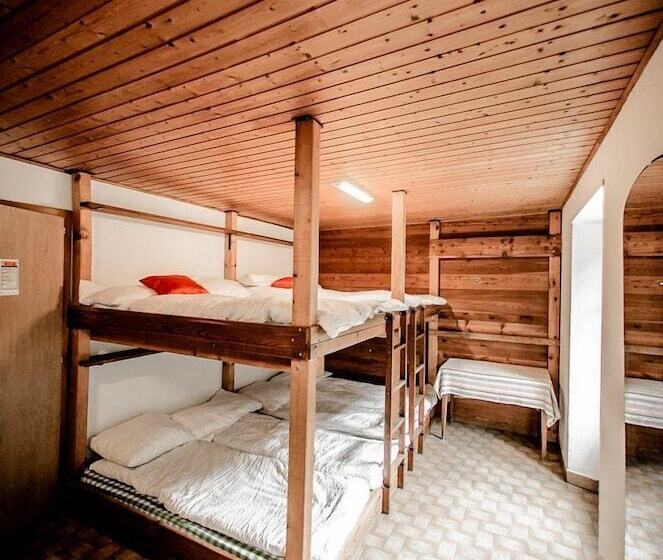 פנסיון Auberge Du Mont Blanc