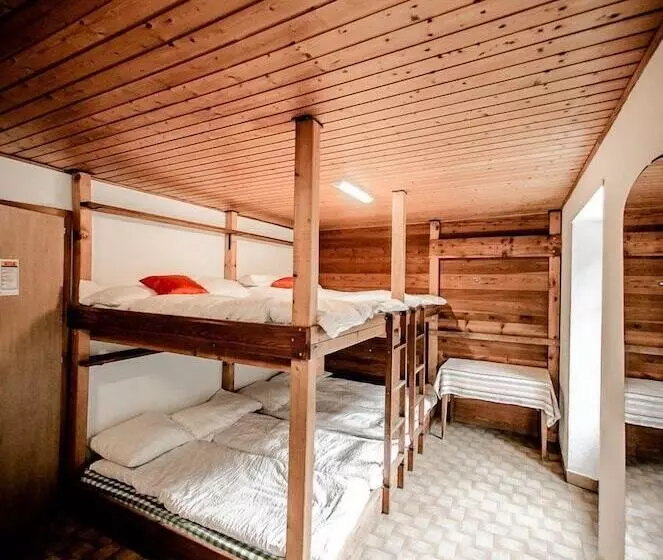 ペンション Auberge Du Mont Blanc