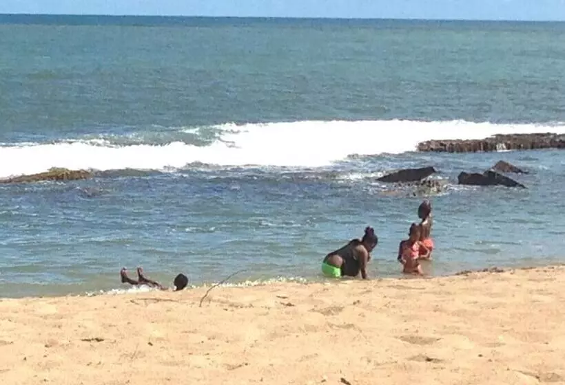 پانسیون North Bay Inn