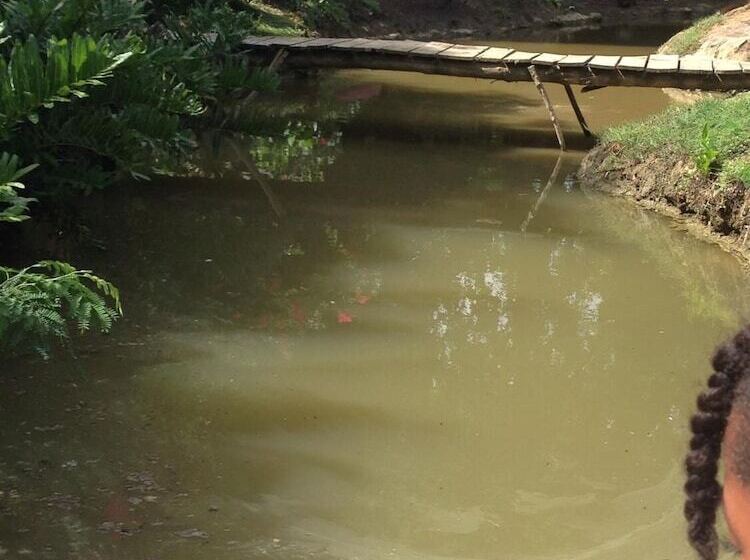 پانسیون North Bay Inn