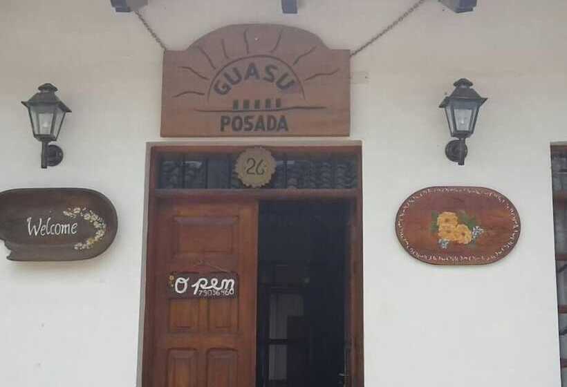پانسیون Posada Guasu