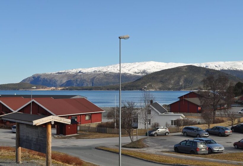 פנסיון Terråk Gjestegård