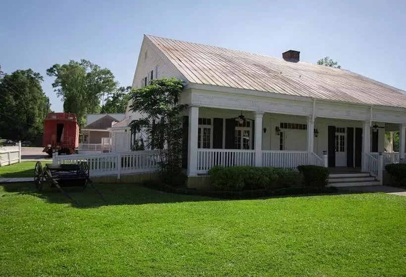 Majatalo Village Studios