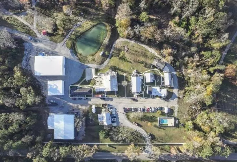 Majatalo Village Studios