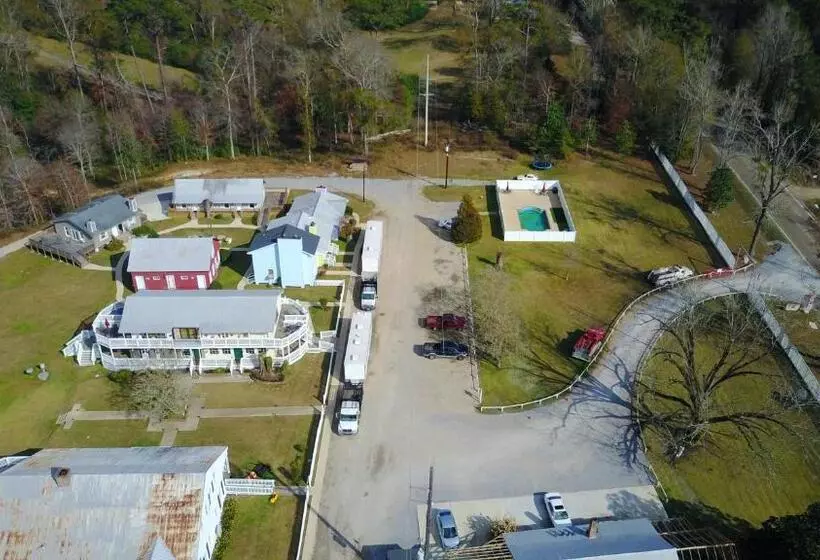 Majatalo Village Studios