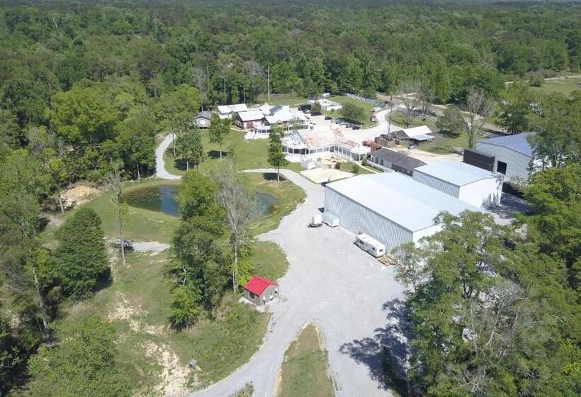 膳宿费 Village Studios