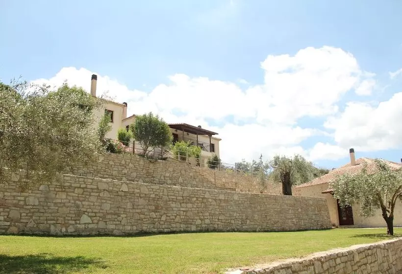 Piges Hotel At Acheron Springs