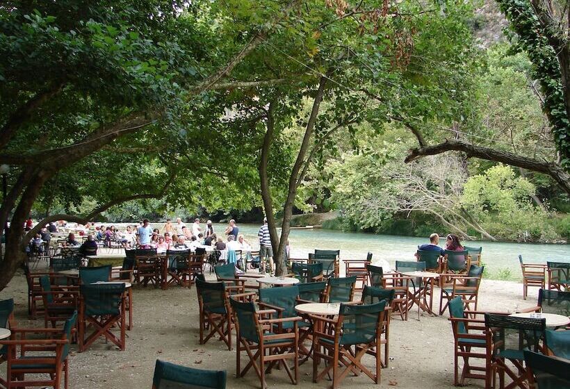 Piges Hotel At Acheron Springs