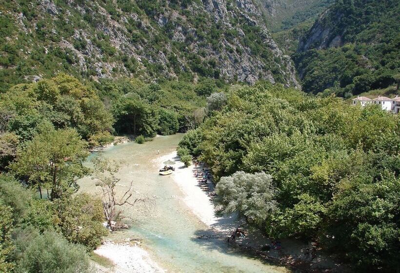 Piges Hotel At Acheron Springs