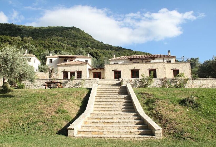 Piges Hotel At Acheron Springs