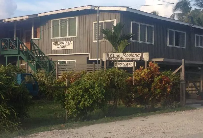 Qua Roviana Motel
