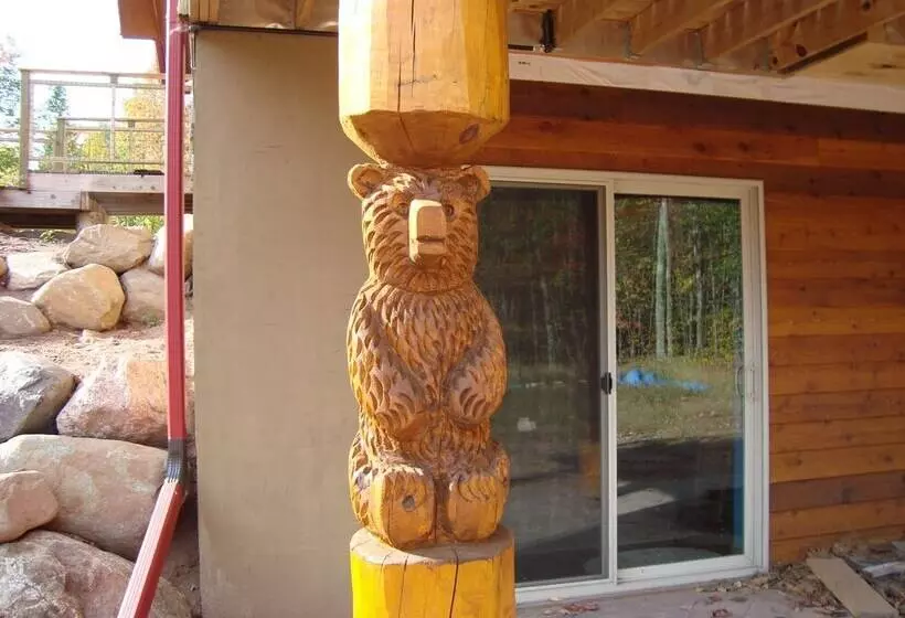 The Bear Cabin