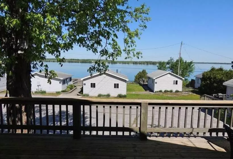 Angel Rock Waterfront Cottages And Vacation Homes