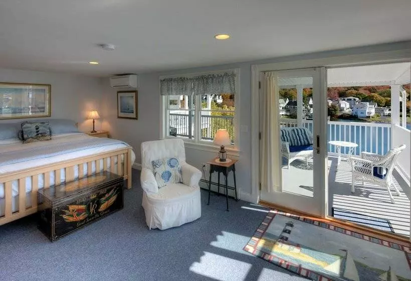 ベッドアンドブレックファースト Blue Heron Seaside Inn