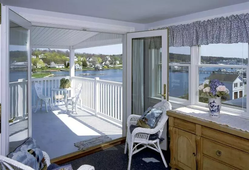 ベッドアンドブレックファースト Blue Heron Seaside Inn