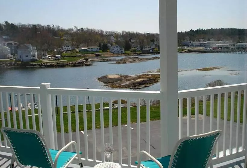 ベッドアンドブレックファースト Blue Heron Seaside Inn