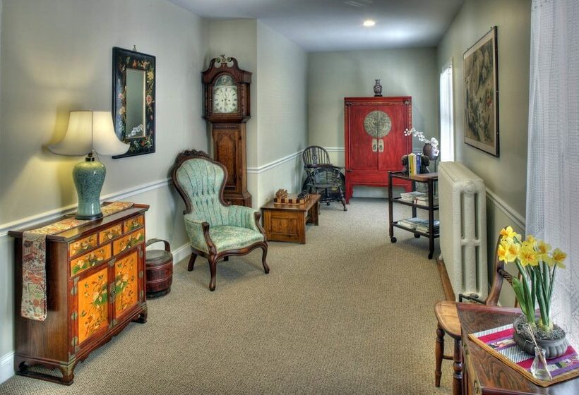 住宿加早餐  Blue Heron Seaside Inn