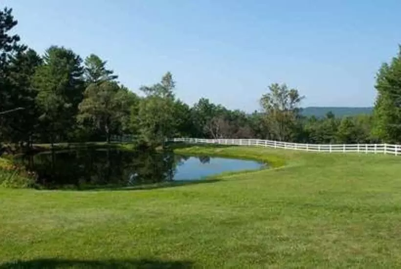 Aamiaismajoitus (B&B) New Hampshire Mountain Inn