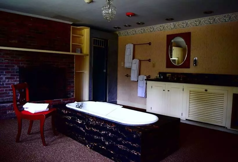 Aamiaismajoitus (B&B) New Hampshire Mountain Inn