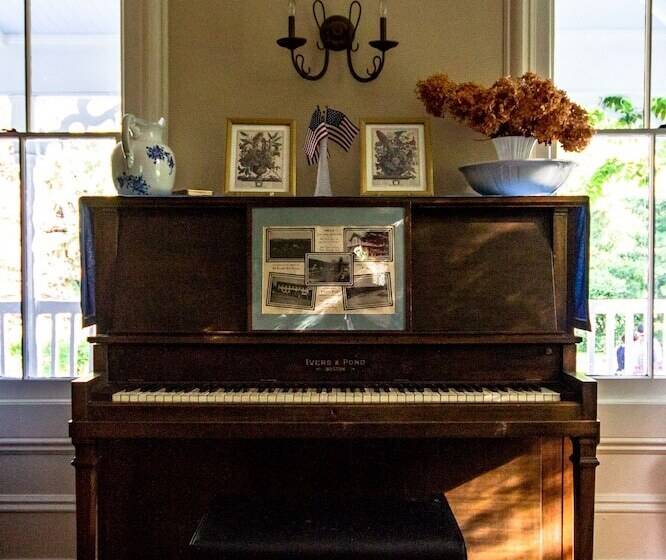 צימר Saint Huberts Lodge