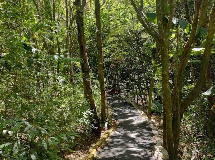 Belcruz Bed & Breakfast