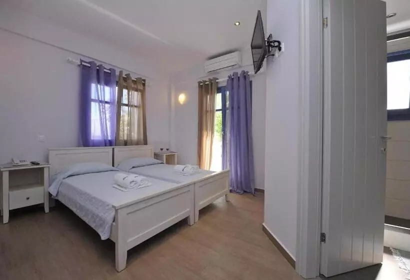 ホテル Alexandros Studios