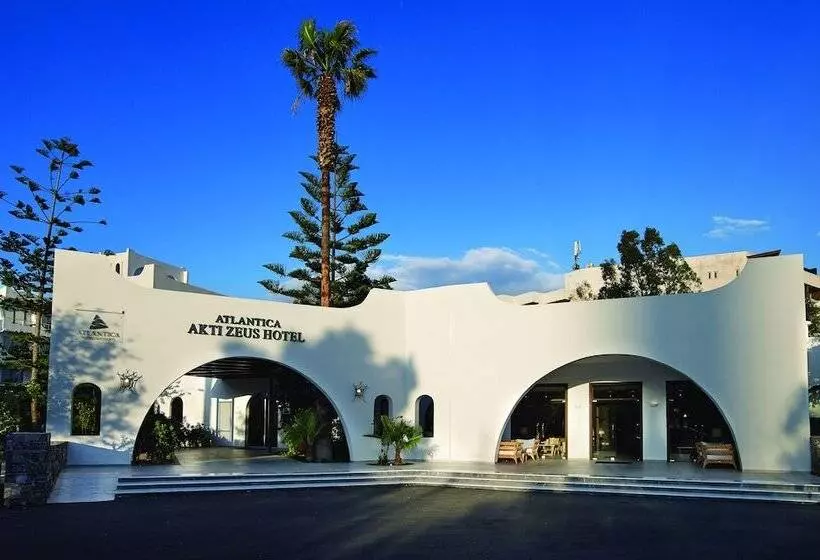 ホテル Atlantica Akti Zeus